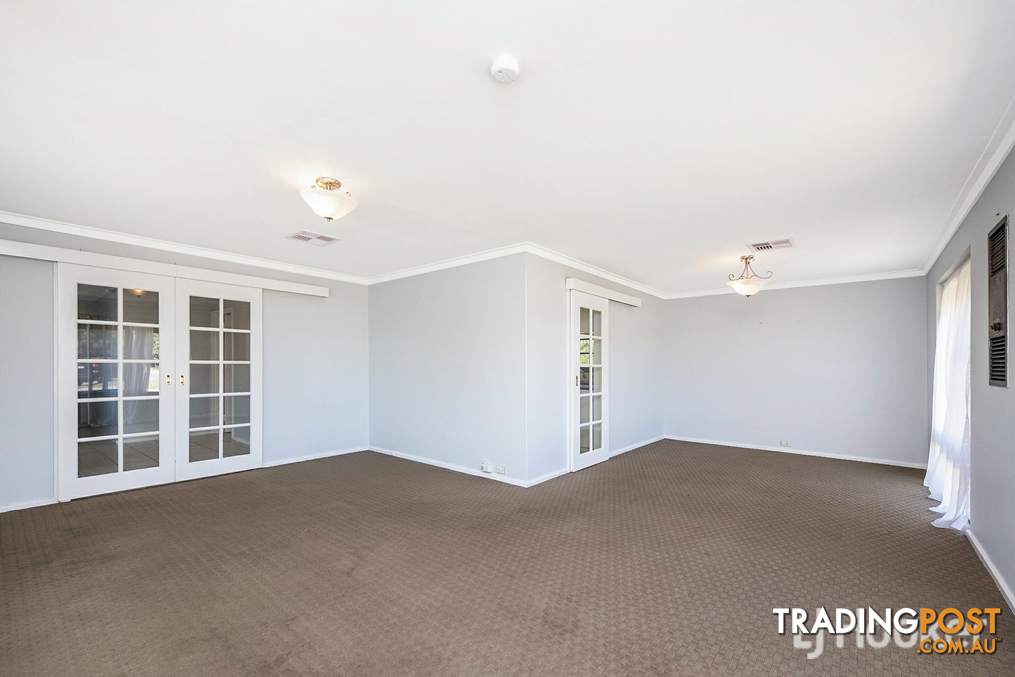 17 Ailsworth Court THORNLIE WA 6108