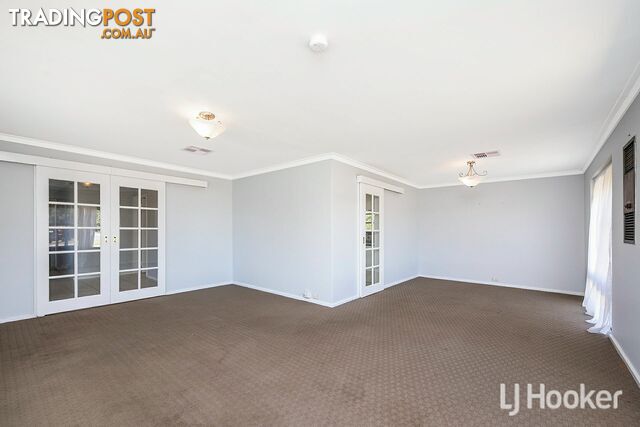 17 Ailsworth Court THORNLIE WA 6108