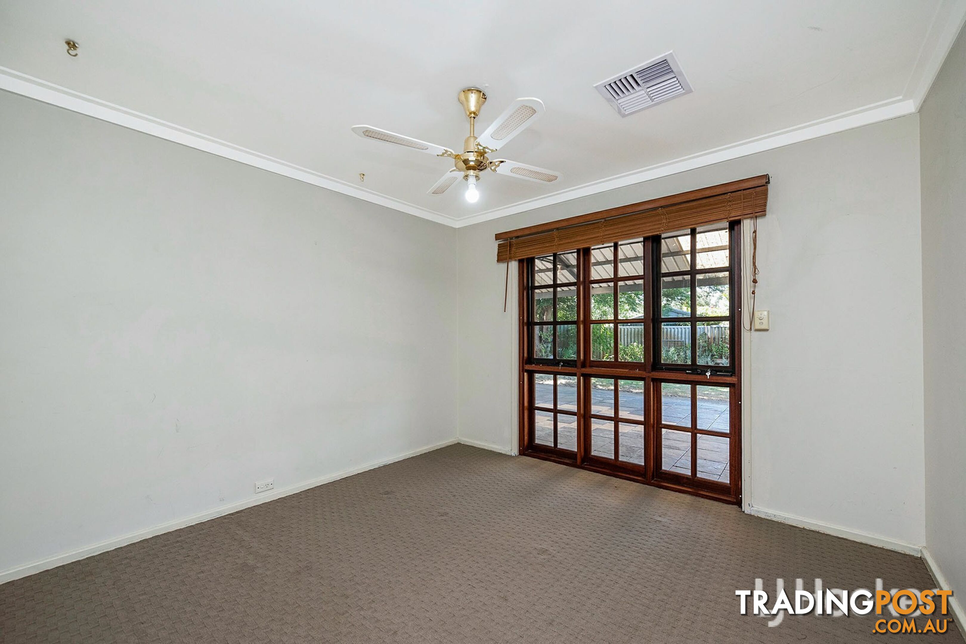 17 Ailsworth Court THORNLIE WA 6108