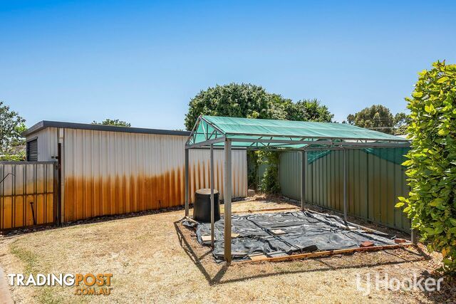 17 Ailsworth Court THORNLIE WA 6108