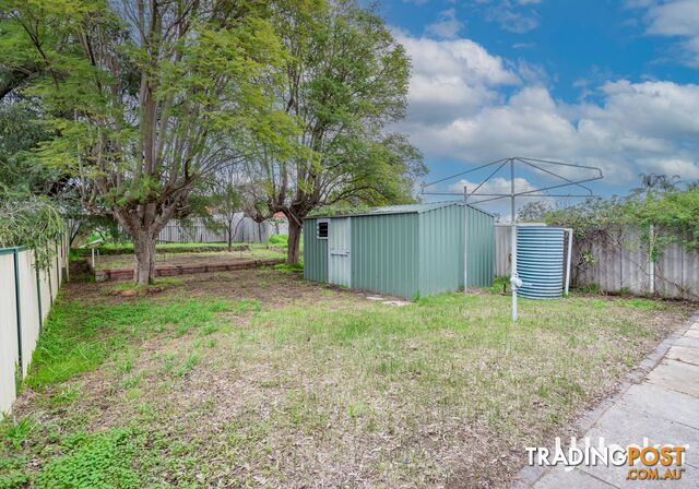 15 Arnott Court KELMSCOTT WA 6111