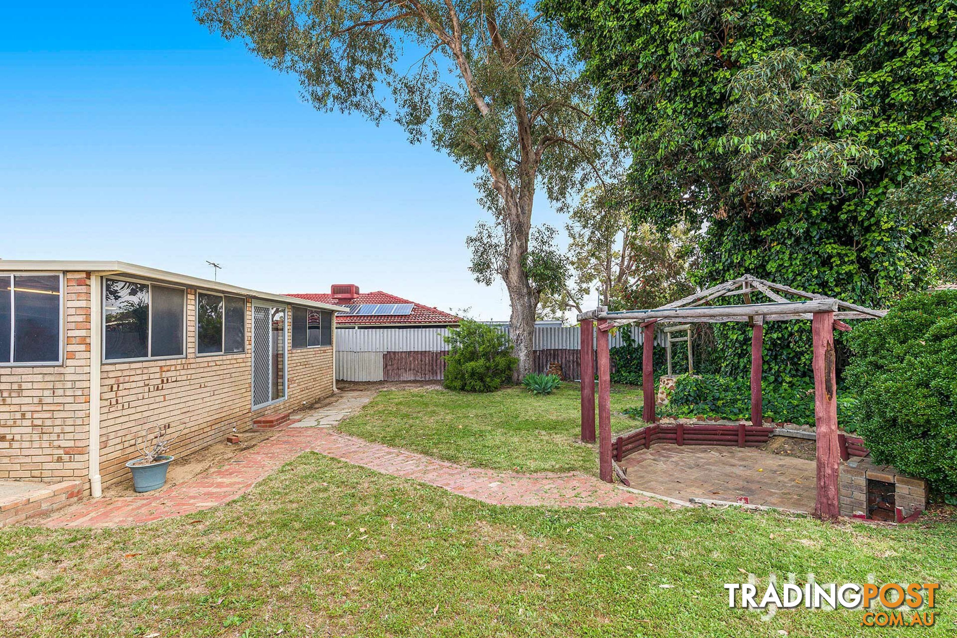 4 Gymea Court ARMADALE WA 6112