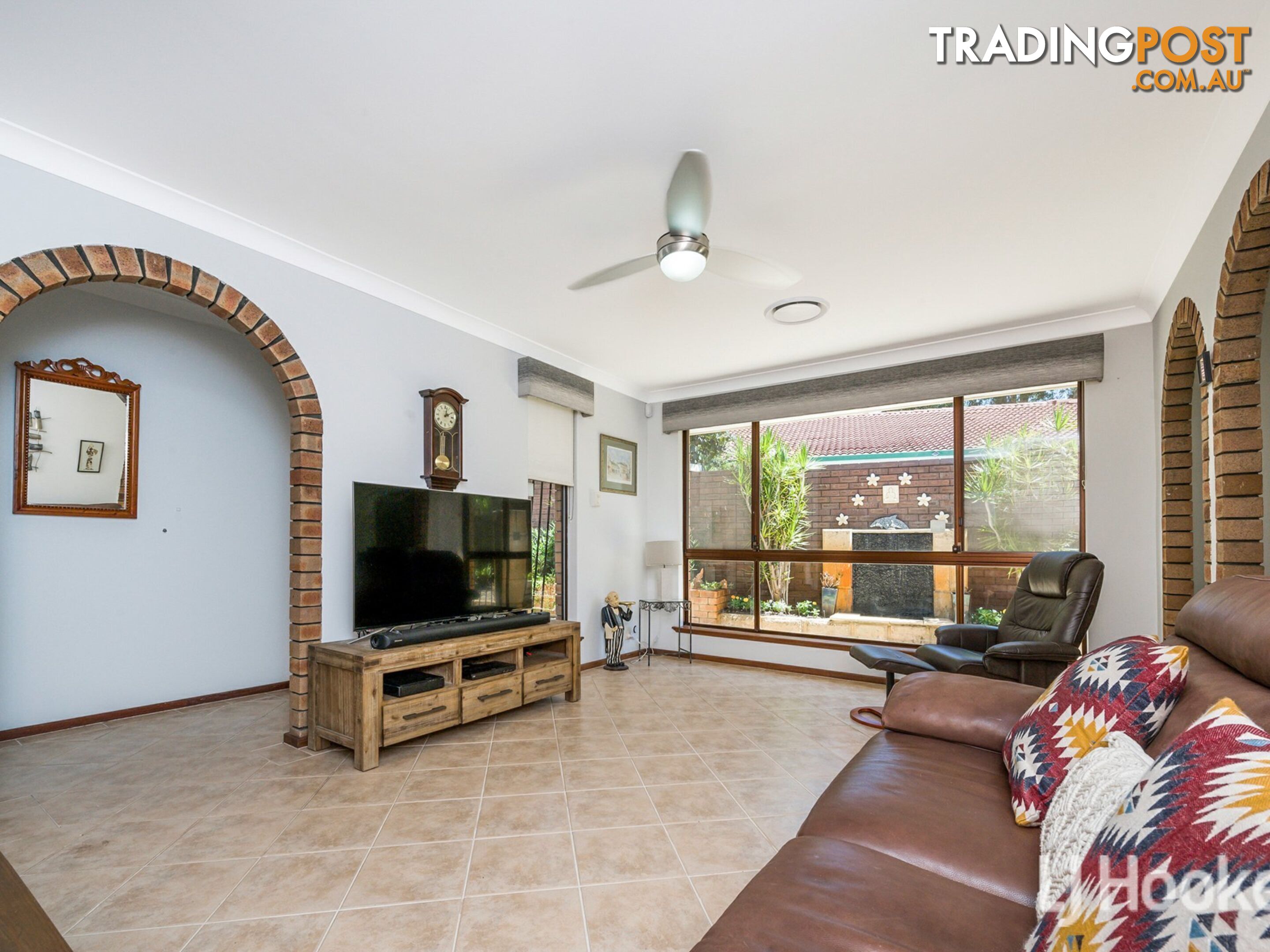 29 Grenadier Drive THORNLIE WA 6108