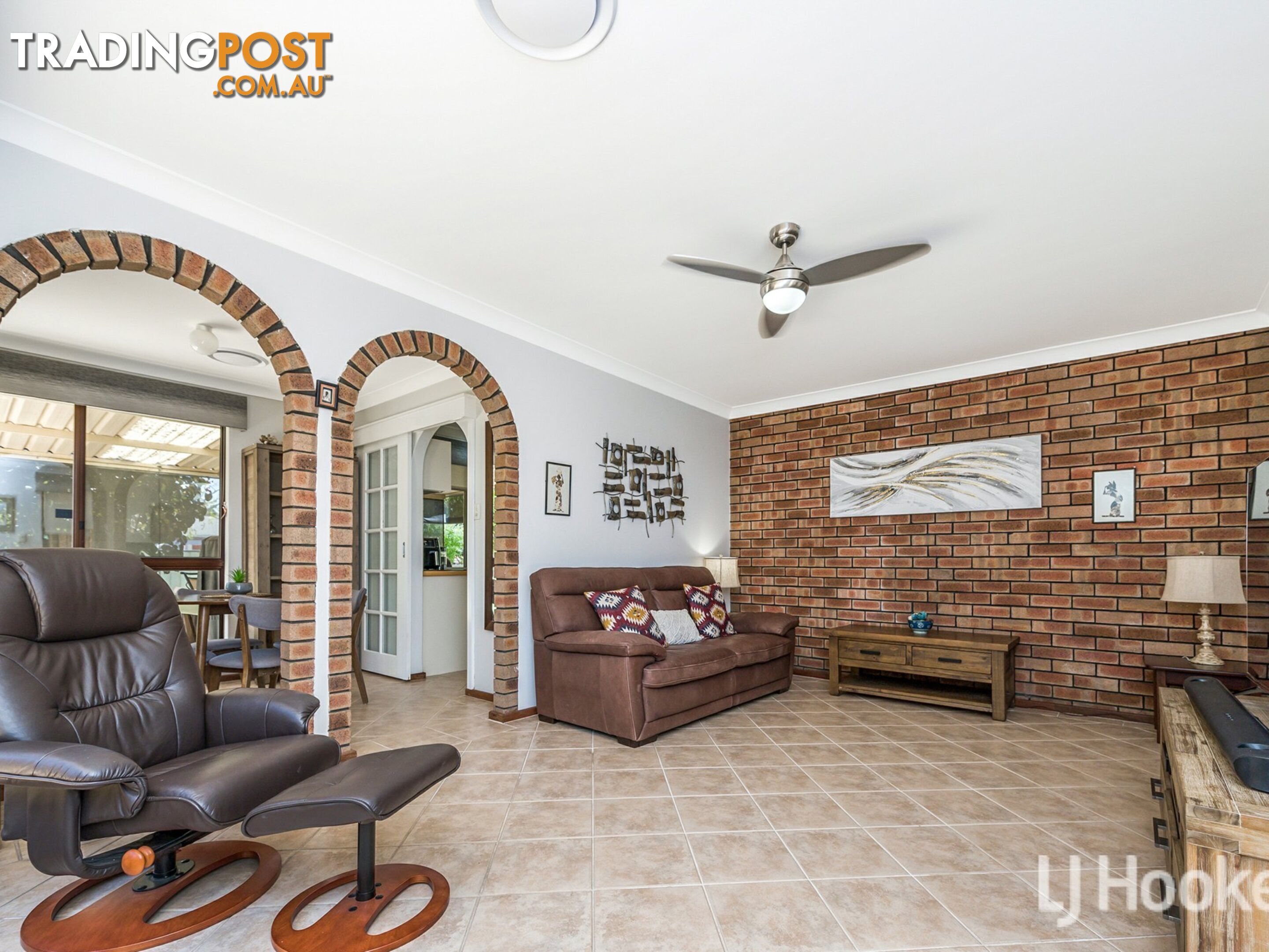 29 Grenadier Drive THORNLIE WA 6108