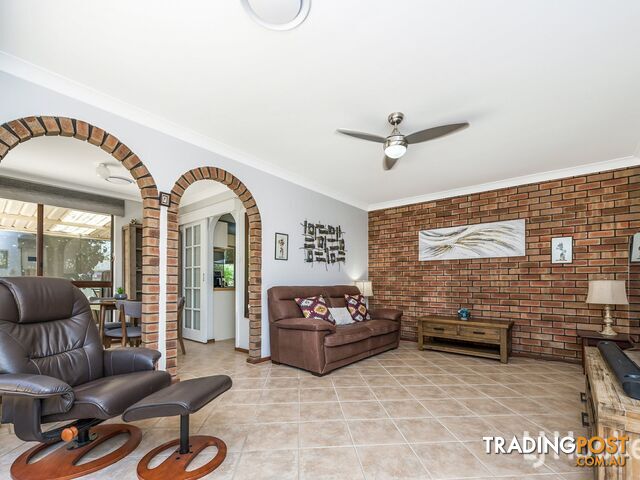 29 Grenadier Drive THORNLIE WA 6108