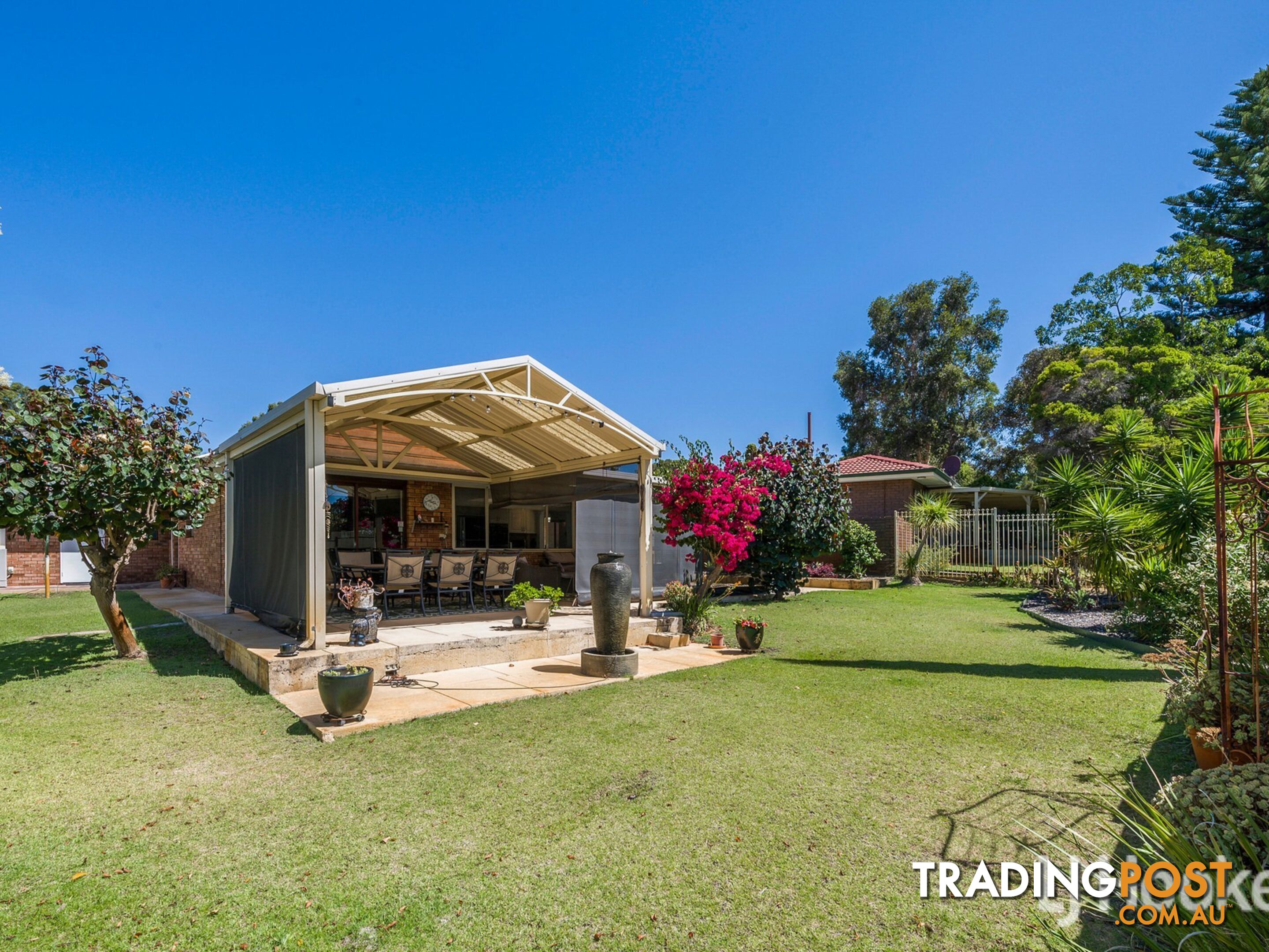 29 Grenadier Drive THORNLIE WA 6108