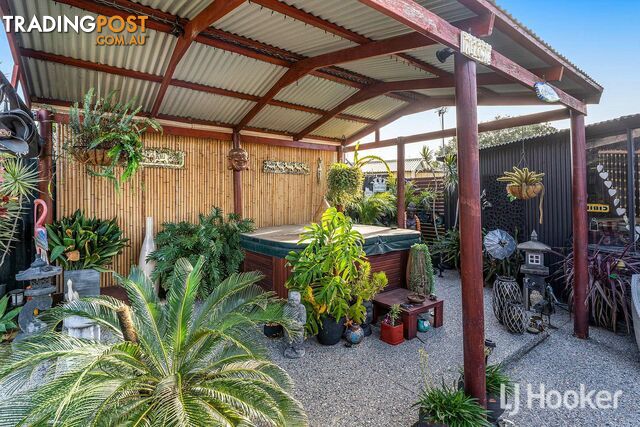 11 Toora Place COOLOONGUP WA 6168