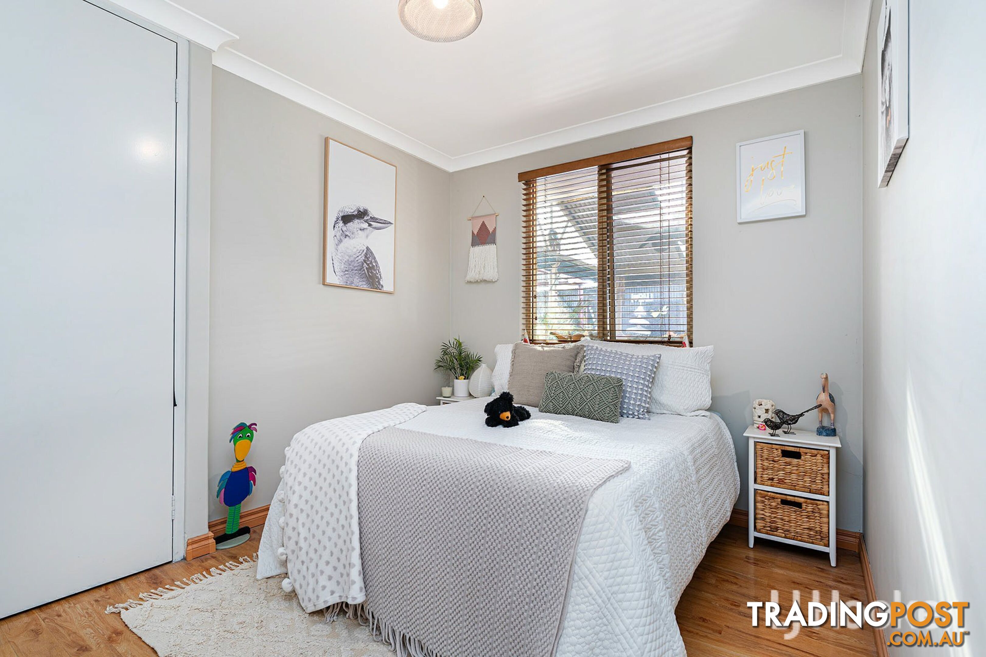 11 Toora Place COOLOONGUP WA 6168