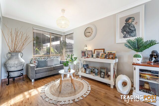 11 Toora Place COOLOONGUP WA 6168