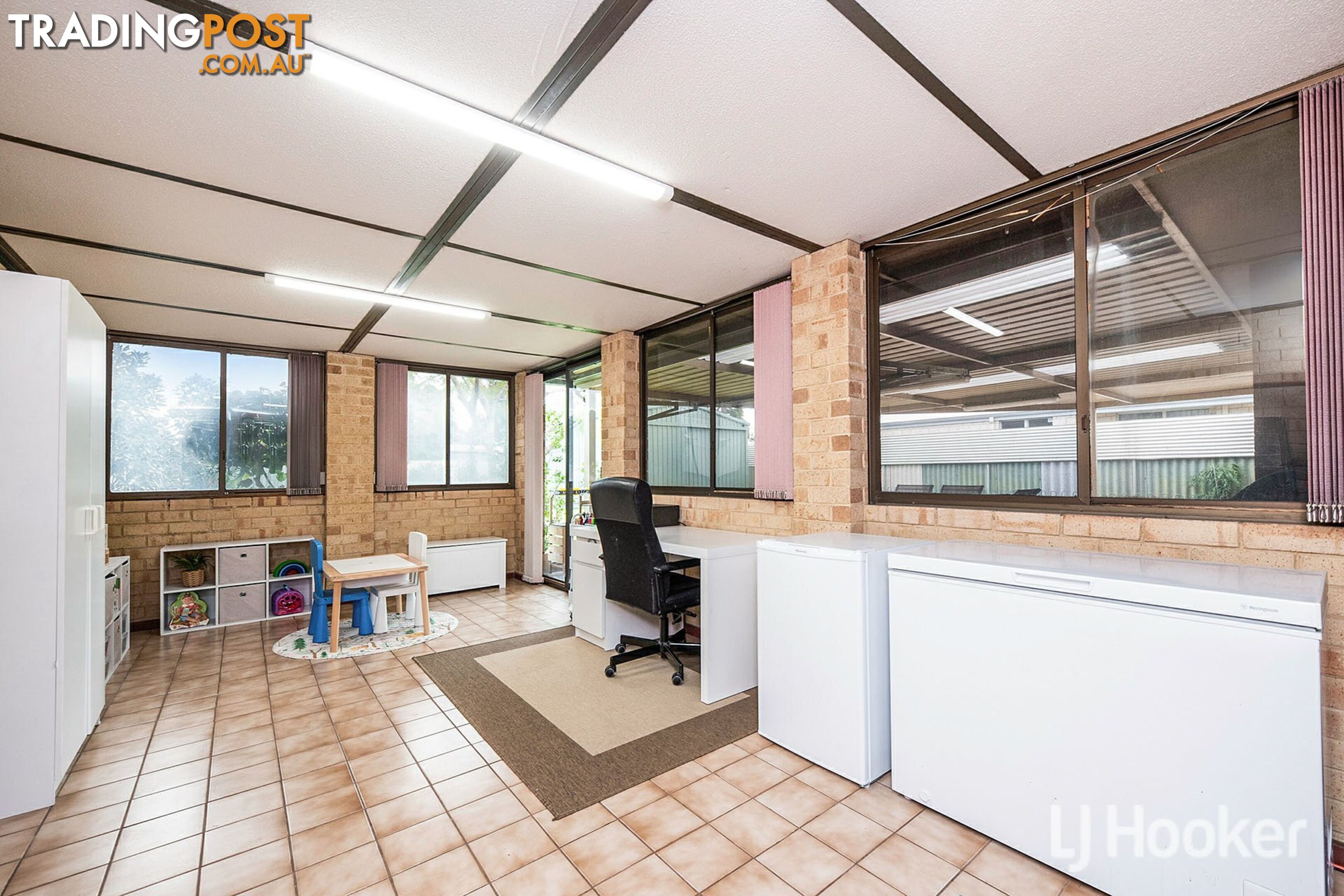 9 Baron Way GOSNELLS WA 6110