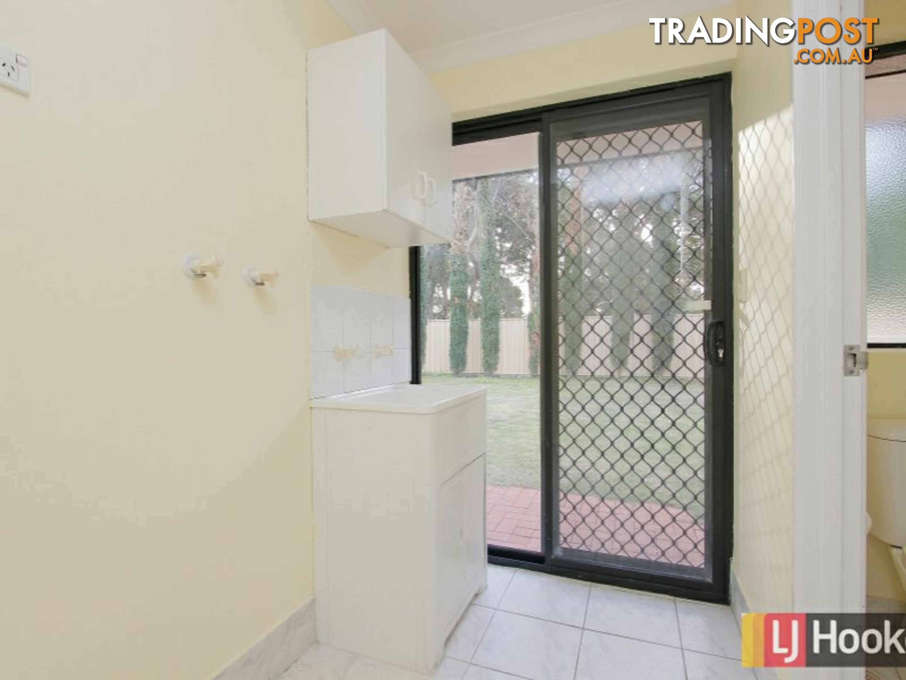 31 Lansdowne Entrance CANNING VALE WA 6155