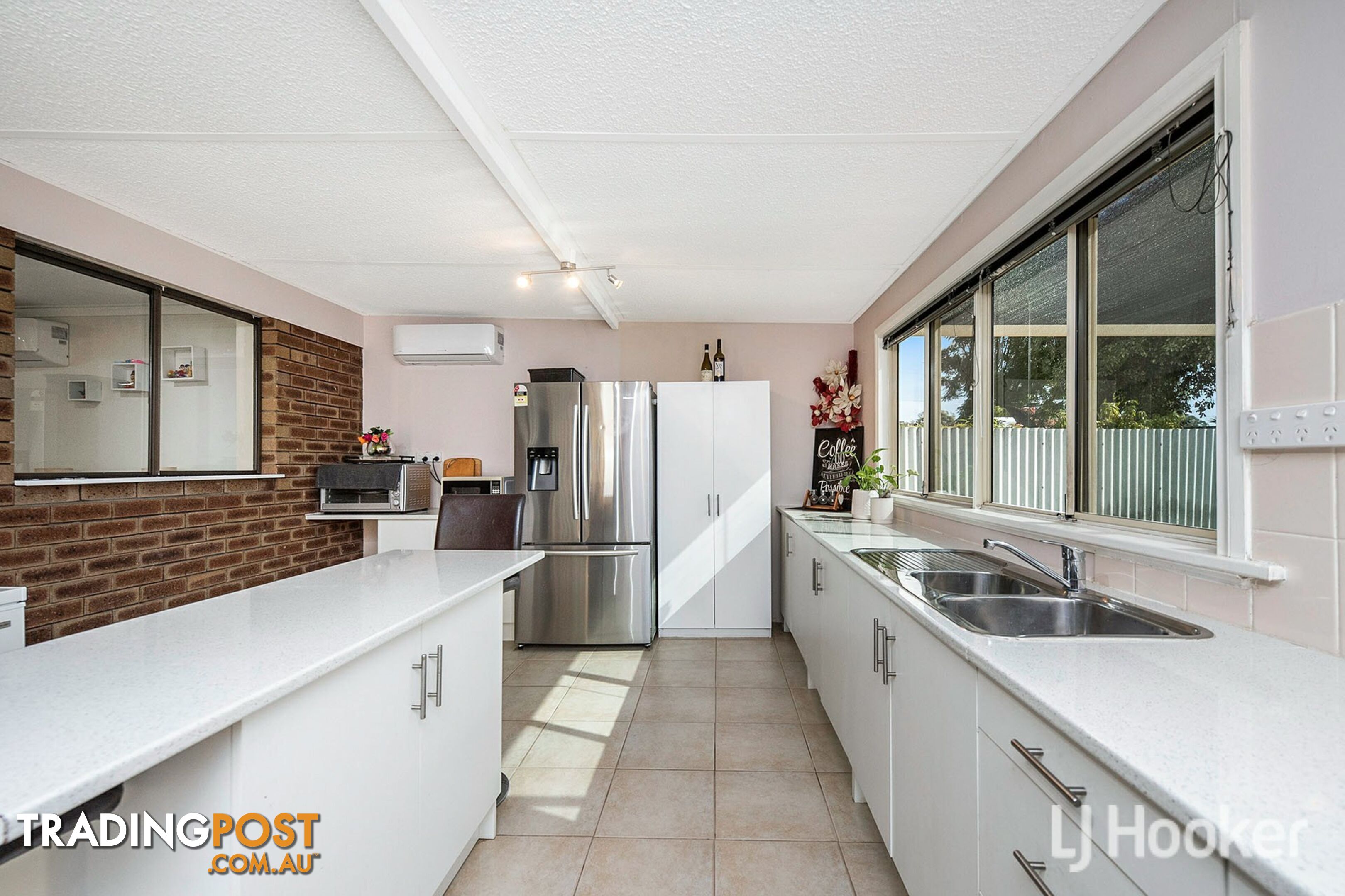 4 Sherlock Close GOSNELLS WA 6110