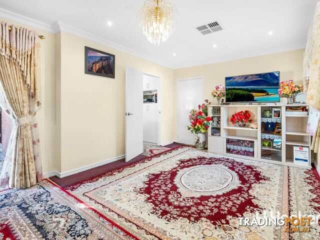 16 Marlow Way THORNLIE WA 6108