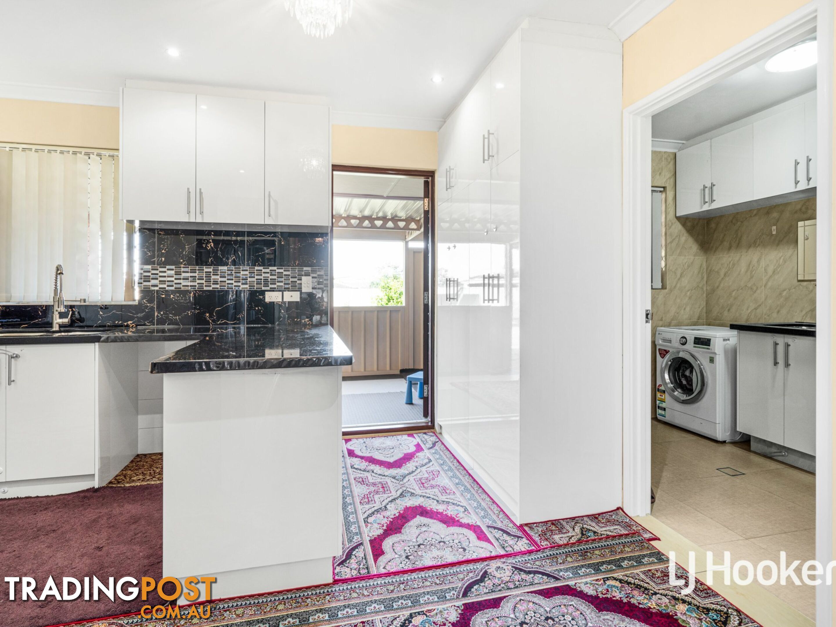 16 Marlow Way THORNLIE WA 6108