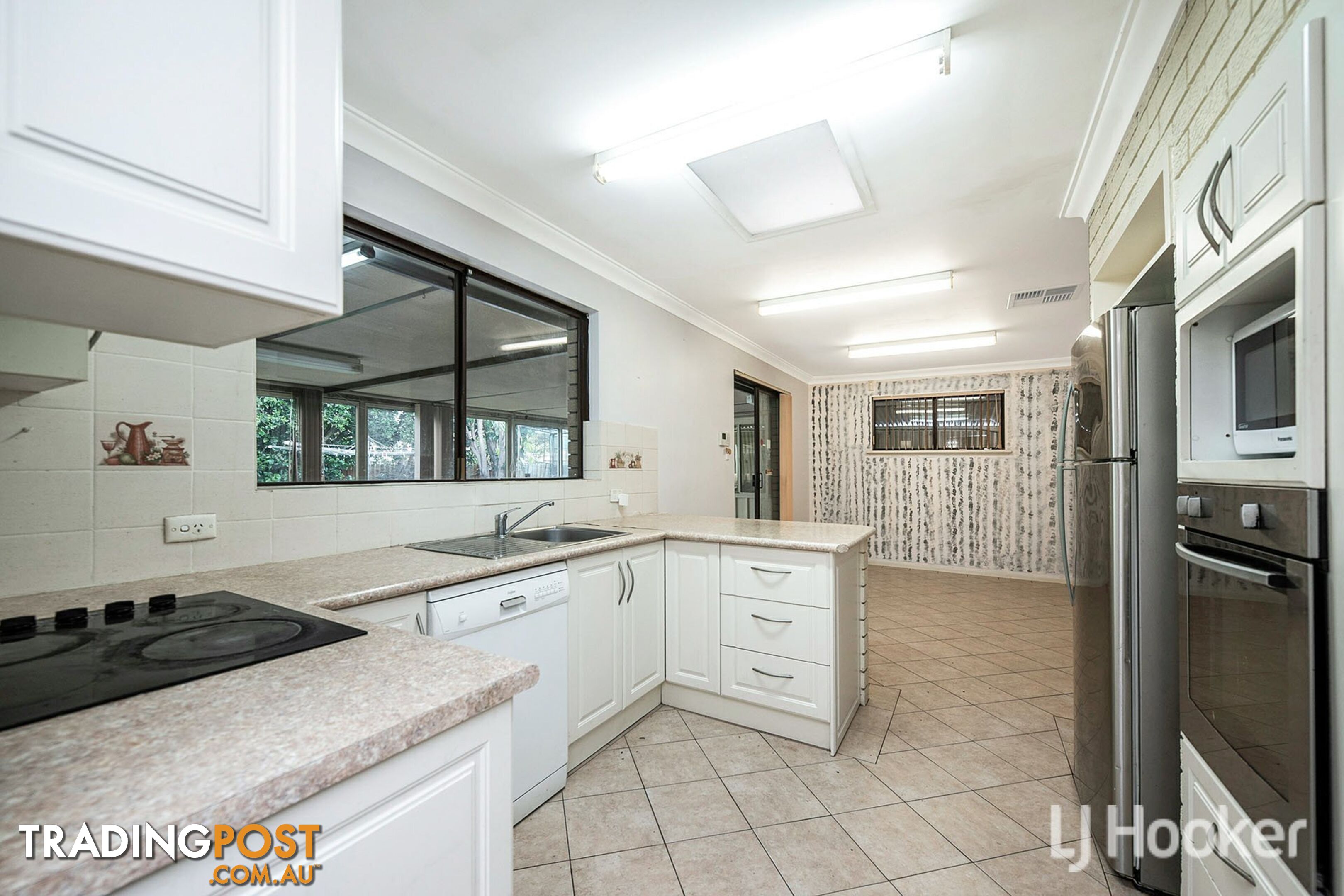 30 Mirrelia Way RIVERTON WA 6148