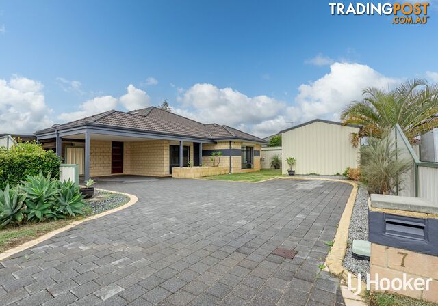 7 Donegal Court SEVILLE GROVE WA 6112