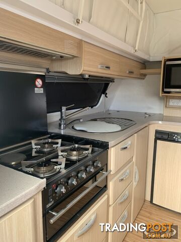 2011 Jayco Discovery 16.52-2 - photo 4 of 8
