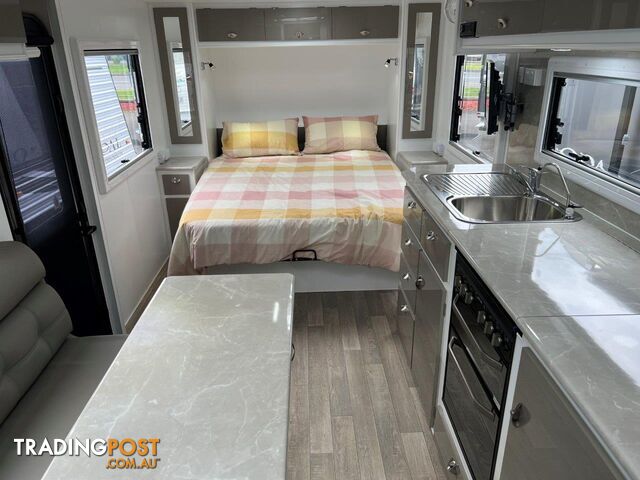 OPAL SOUTHERN EXPLORER SERIES 199 CARAVAN