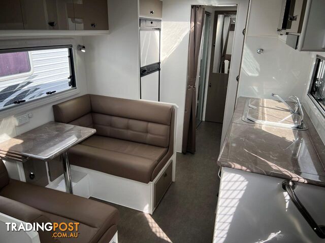 OPAL TOURER MK1 200 CARAVAN WITH BUNK BEDS