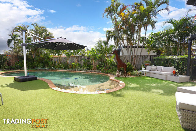 5 Pottery Row RUNAWAY BAY QLD 4216