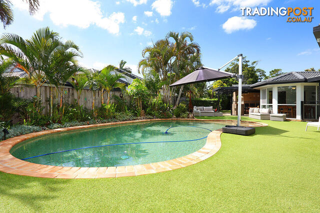 5 Pottery Row RUNAWAY BAY QLD 4216