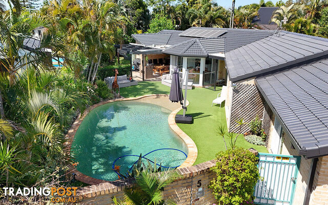 5 Pottery Row RUNAWAY BAY QLD 4216