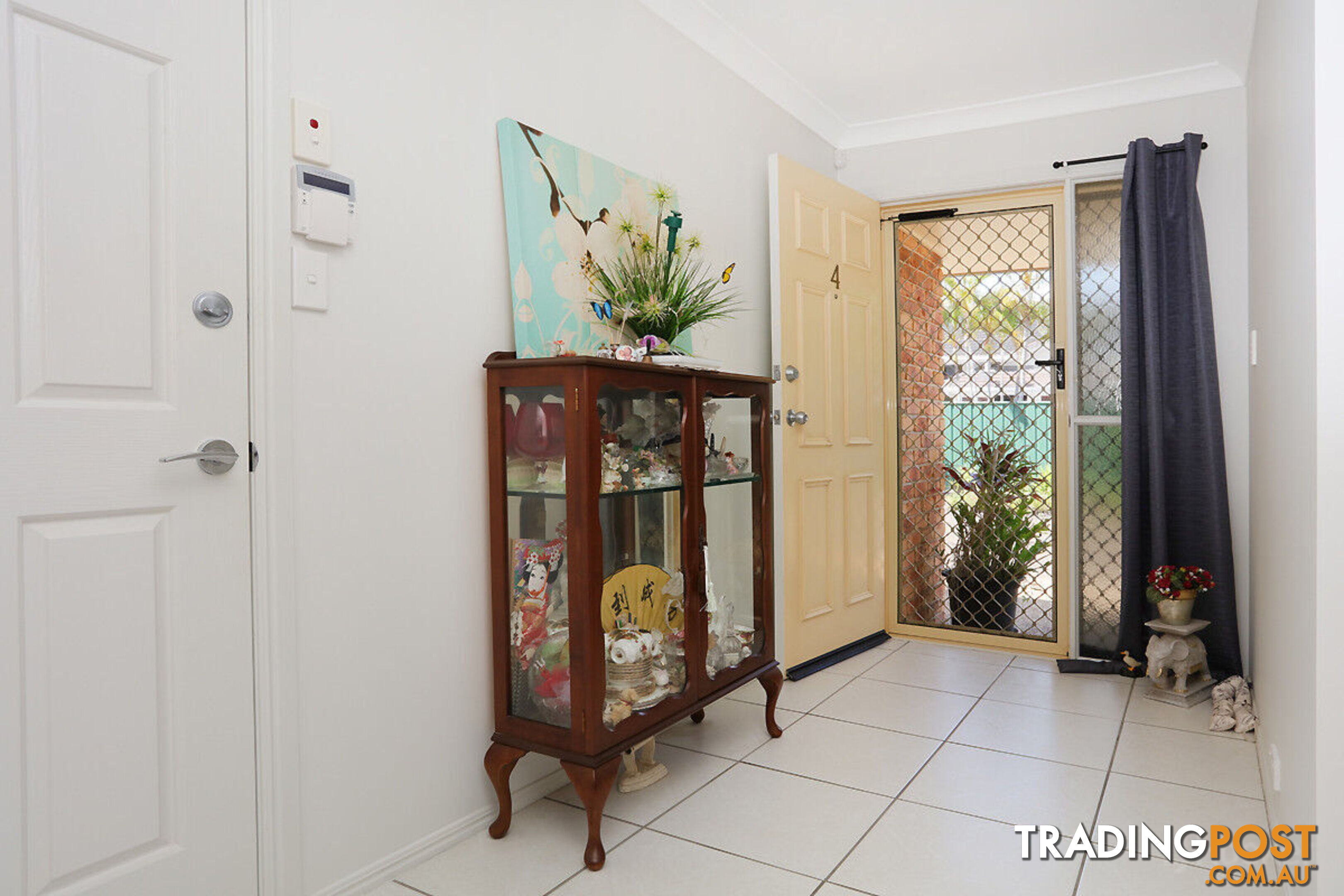 4/427 Oxley Drive RUNAWAY BAY QLD 4216