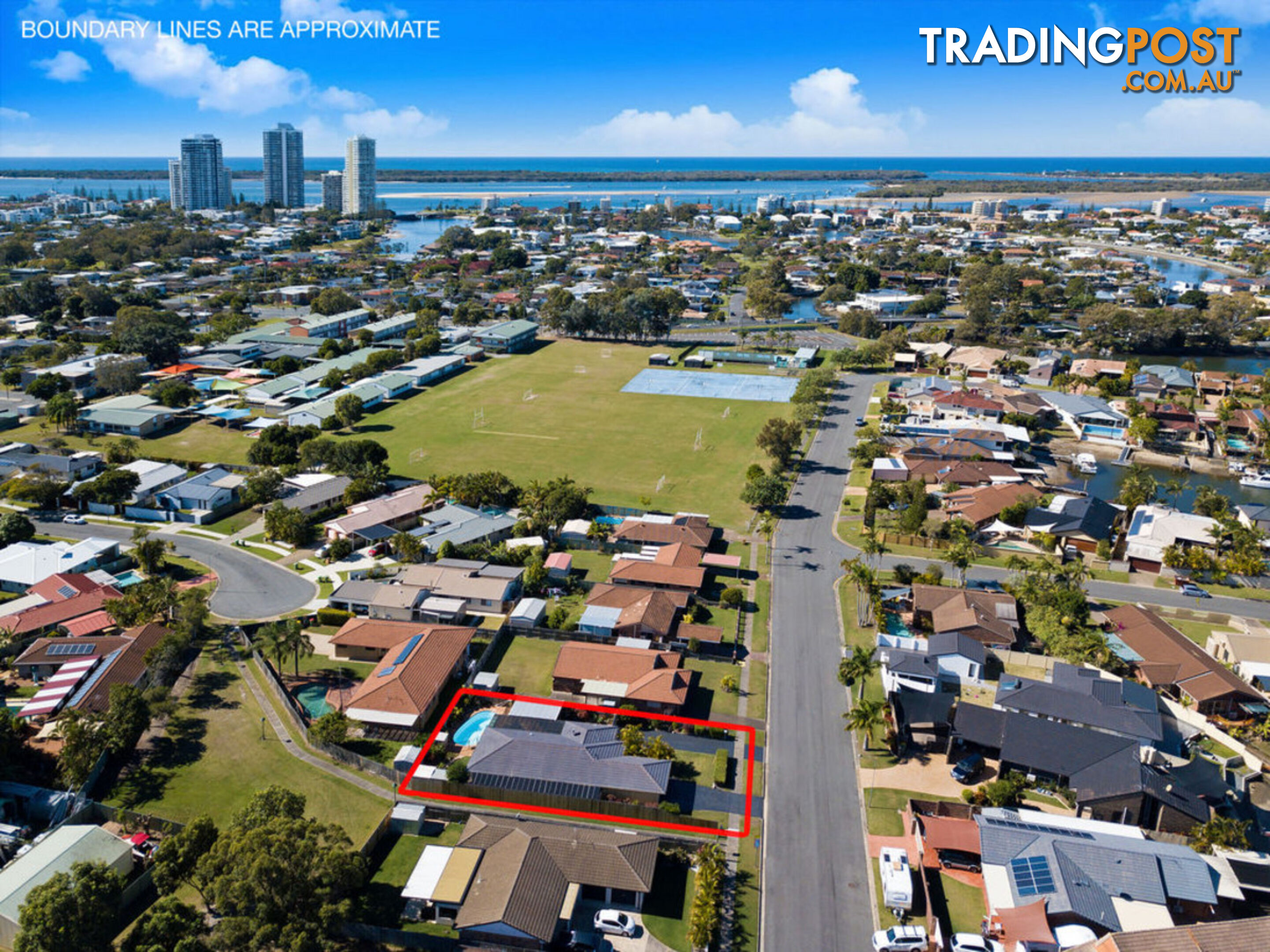 9 Thompson Street BIGGERA WATERS QLD 4216