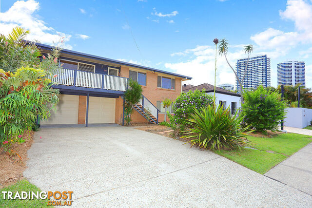 25 Clam Street RUNAWAY BAY QLD 4216