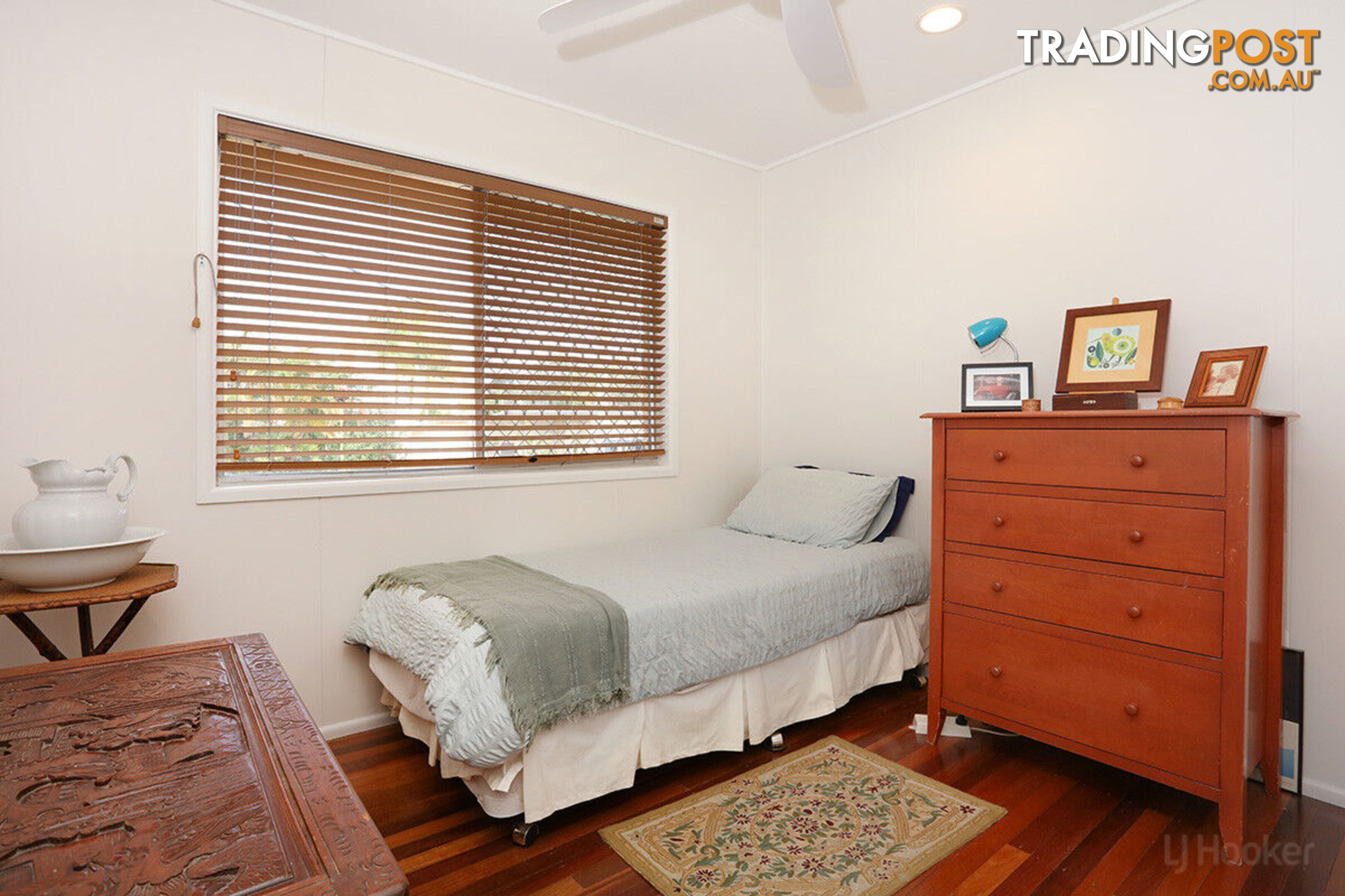 25 Clam Street RUNAWAY BAY QLD 4216