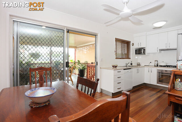 25 Clam Street RUNAWAY BAY QLD 4216