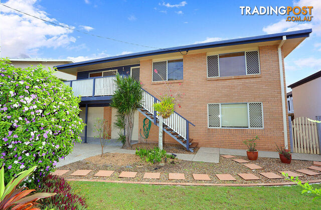 25 Clam Street RUNAWAY BAY QLD 4216