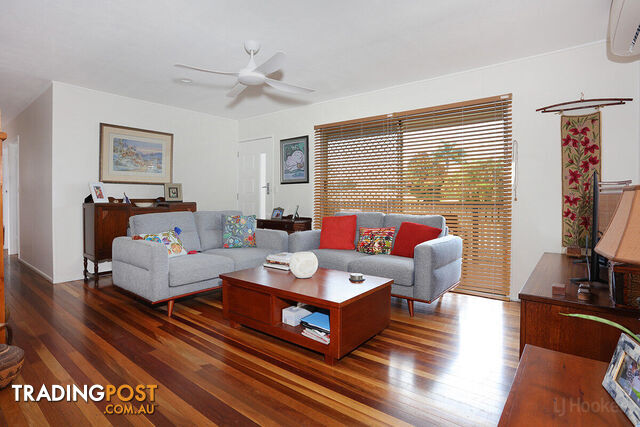 25 Clam Street RUNAWAY BAY QLD 4216