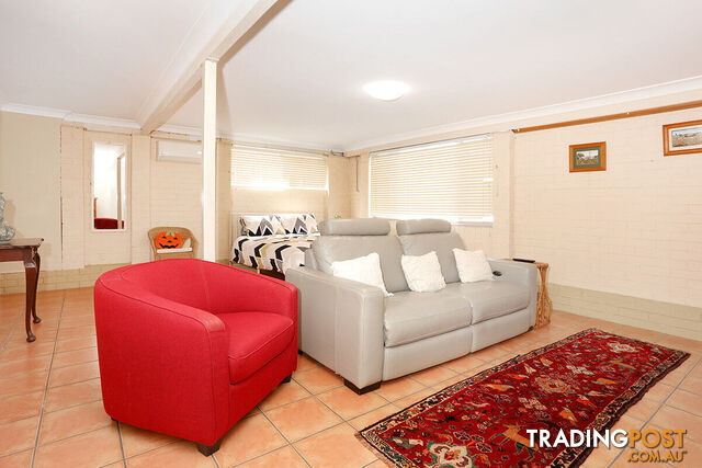 25 Clam Street RUNAWAY BAY QLD 4216