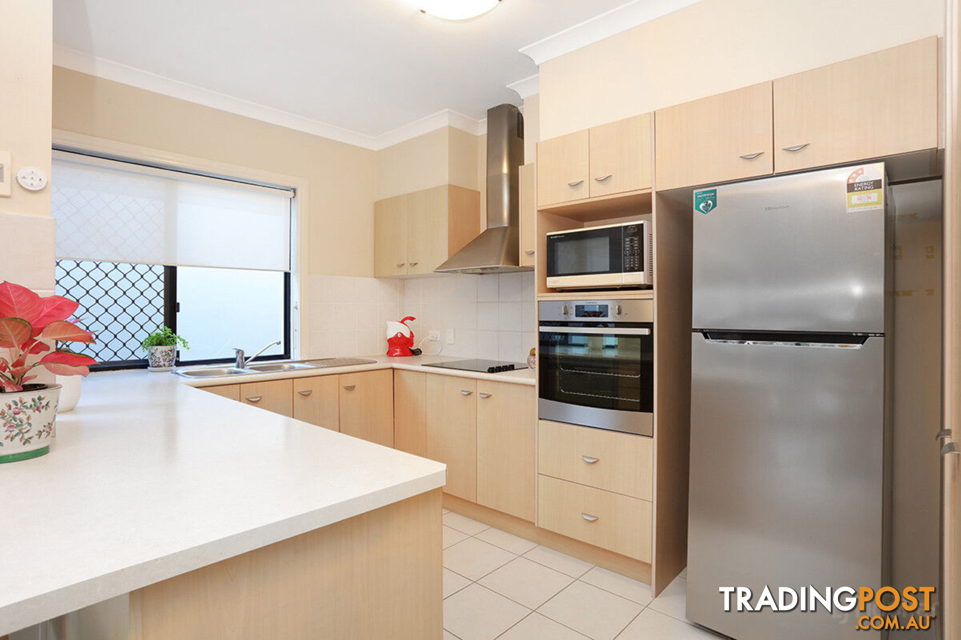 84/76 Bayview Street RUNAWAY BAY QLD 4216