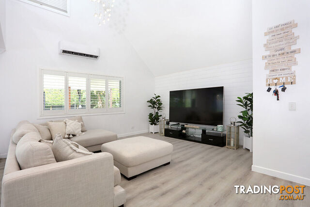 4 Clematis Avenue HOLLYWELL QLD 4216