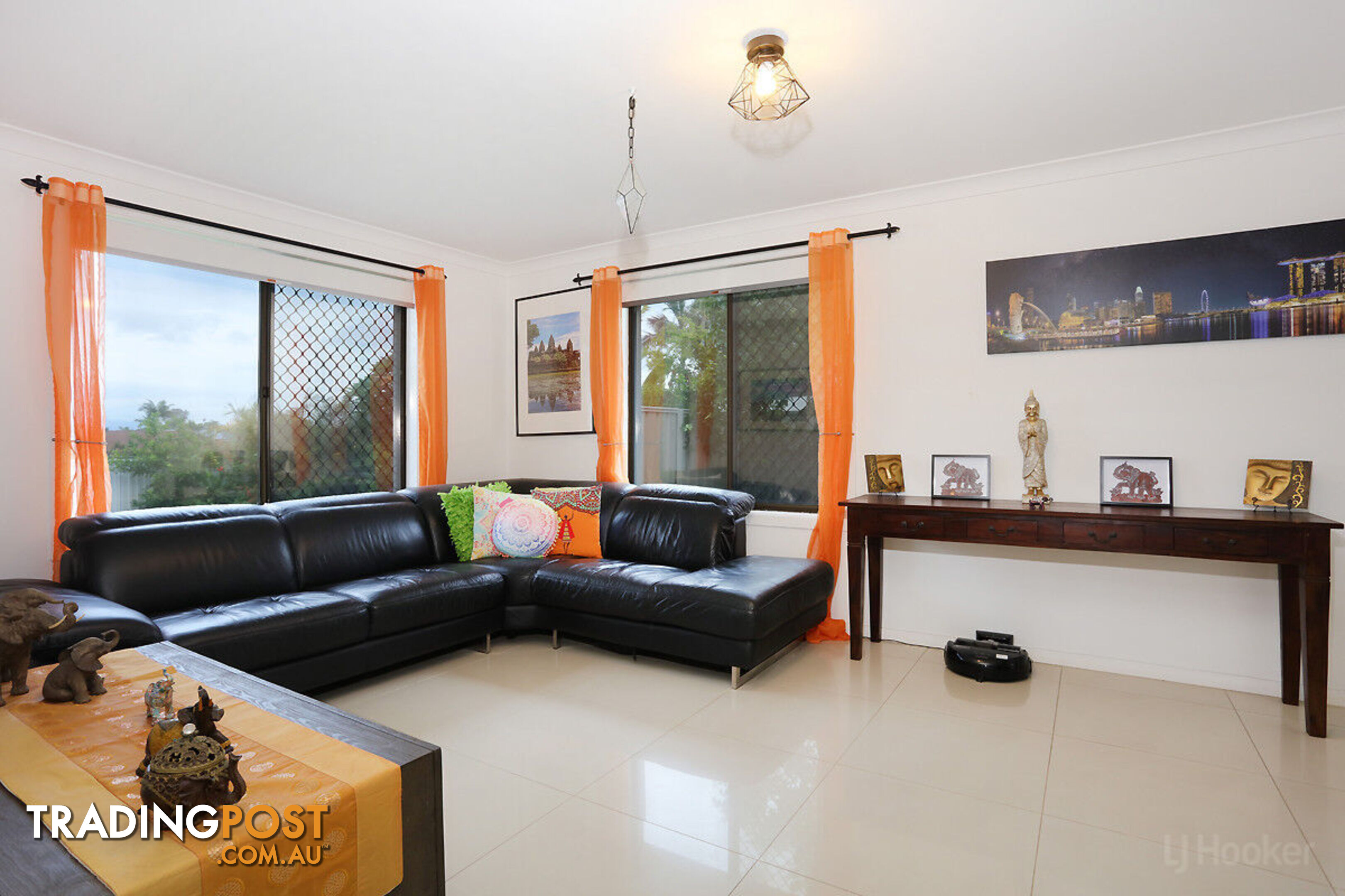 109 Oxley Drive PARADISE POINT QLD 4216