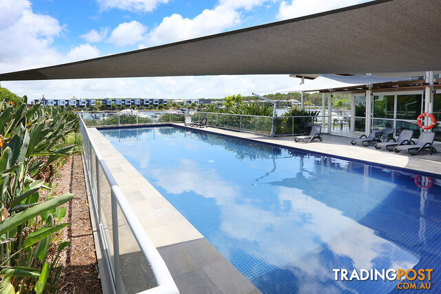 35 Azure Way HOPE ISLAND QLD 4212