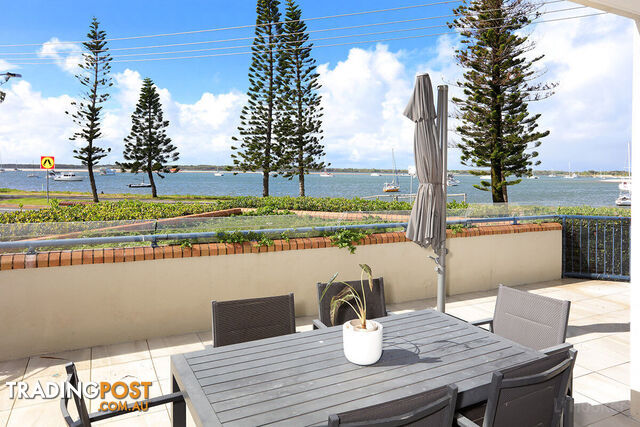 1A/522 Marine Parade BIGGERA WATERS QLD 4216