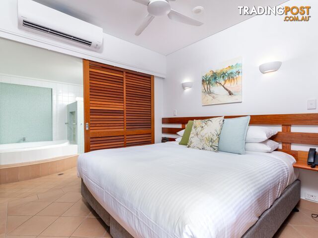 25 Peninsula/9-13 Esplanade PORT DOUGLAS QLD 4877