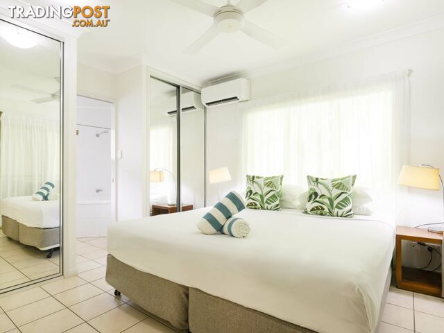 PORT DOUGLAS QLD 4877