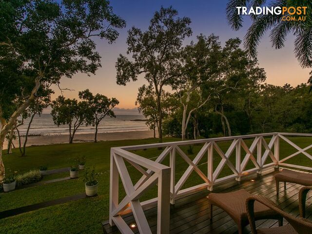 5146 Captain Cook Highway OAK BEACH QLD 4877