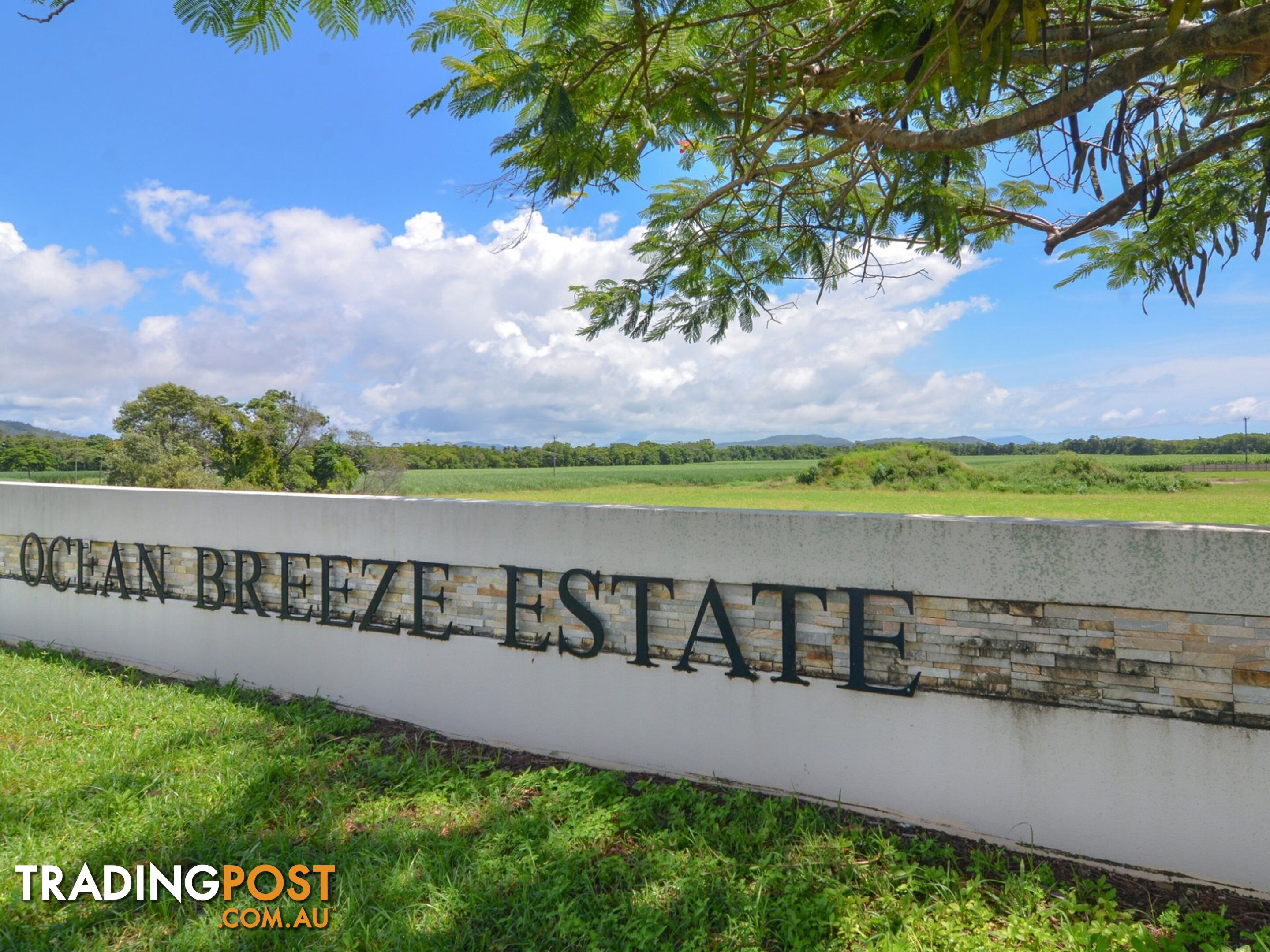 10 Danbal Close COOYA BEACH QLD 4873