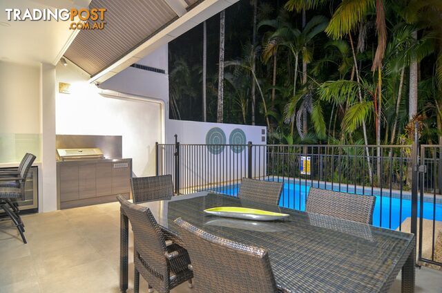 PORT DOUGLAS QLD 4877