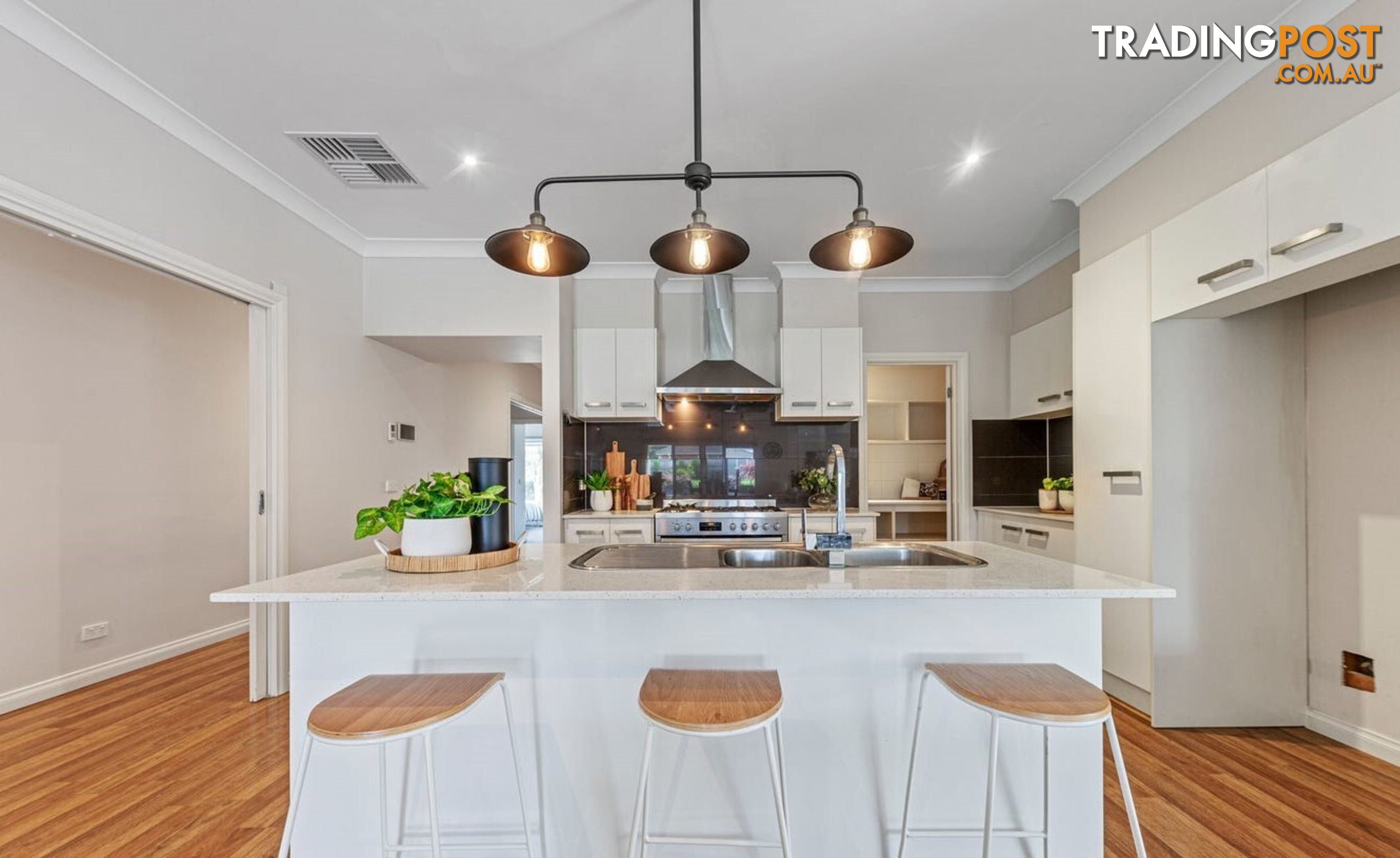 65 Thwaites Road PAKENHAM VIC 3810