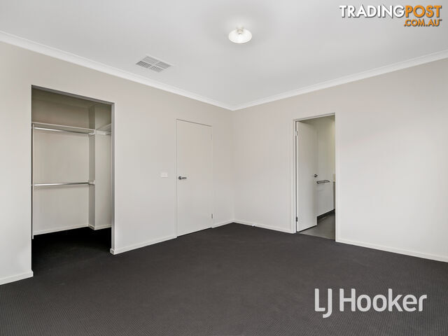 5 Greybark Street CLYDE NORTH VIC 3978