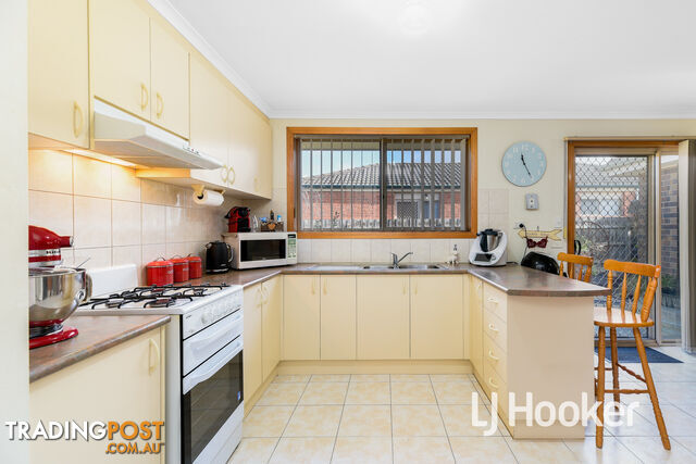 6 Rossi Close PAKENHAM VIC 3810