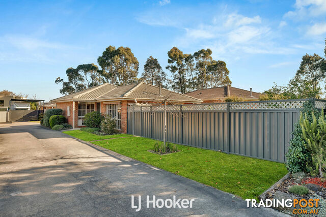 1/15 Florence Avenue BERWICK VIC 3806