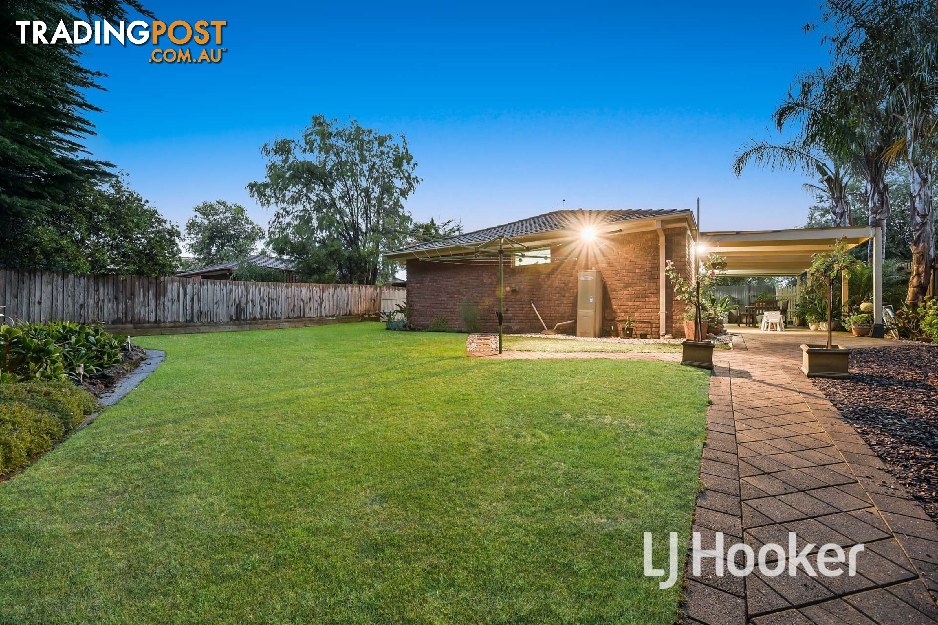 58 Collins Crescent BERWICK VIC 3806