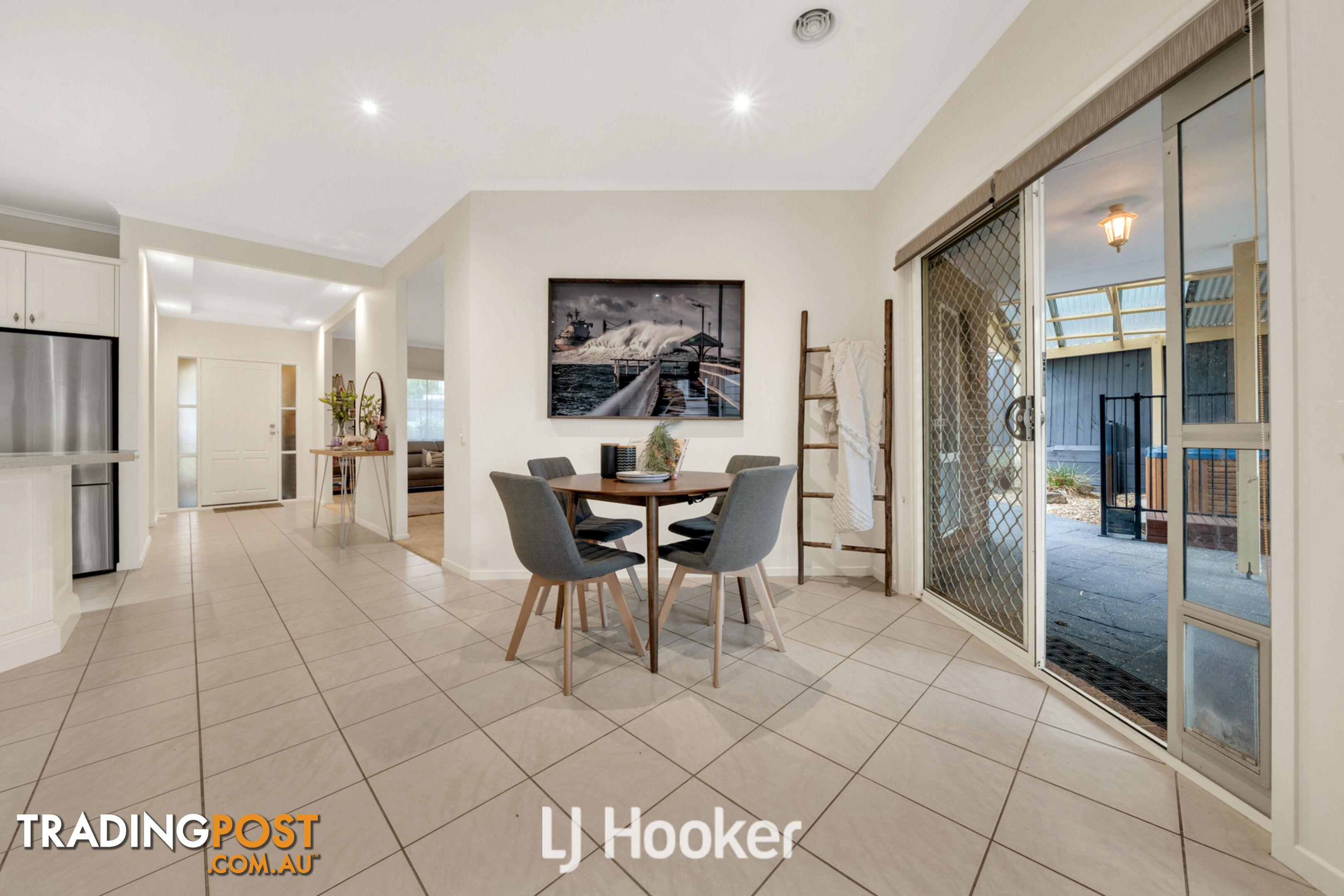 6 Loders Way BERWICK VIC 3806